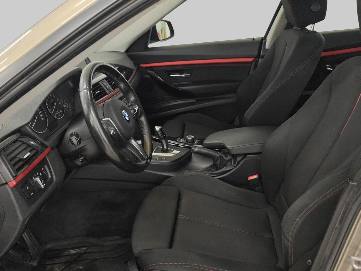 BMW 320 Gran Turismo 2015