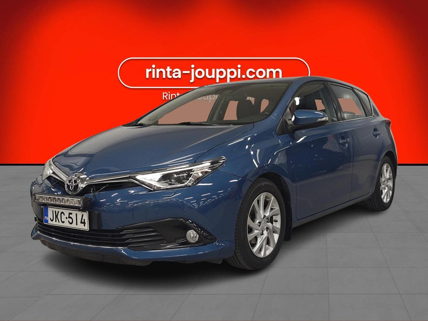 TOYOTA Auris 2016