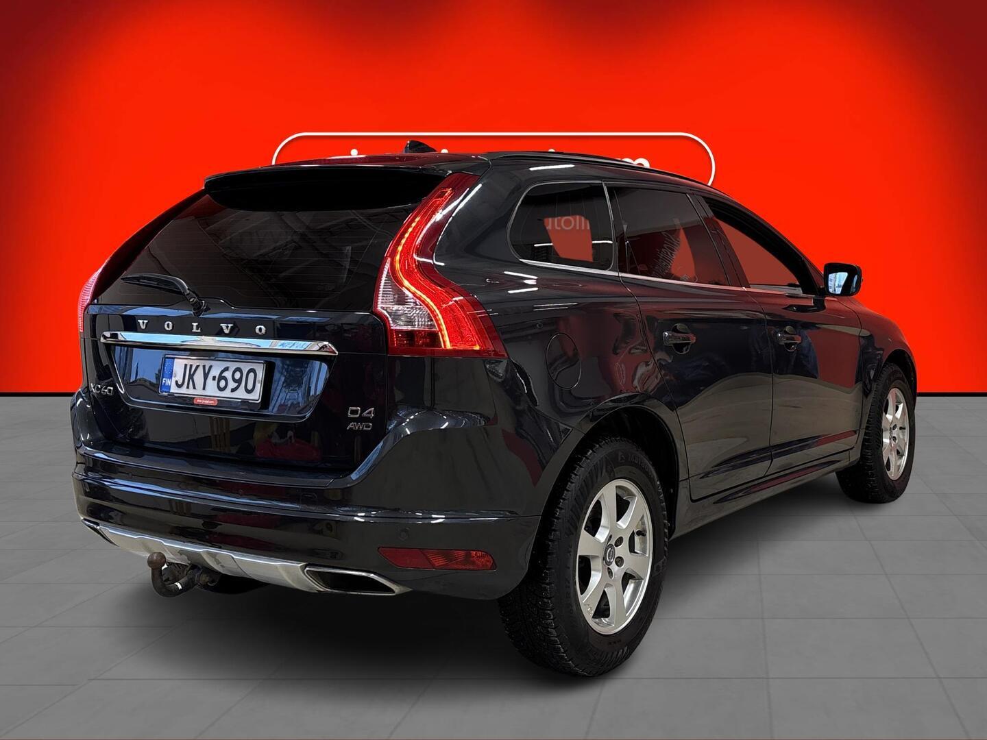 VOLVO XC60 2015