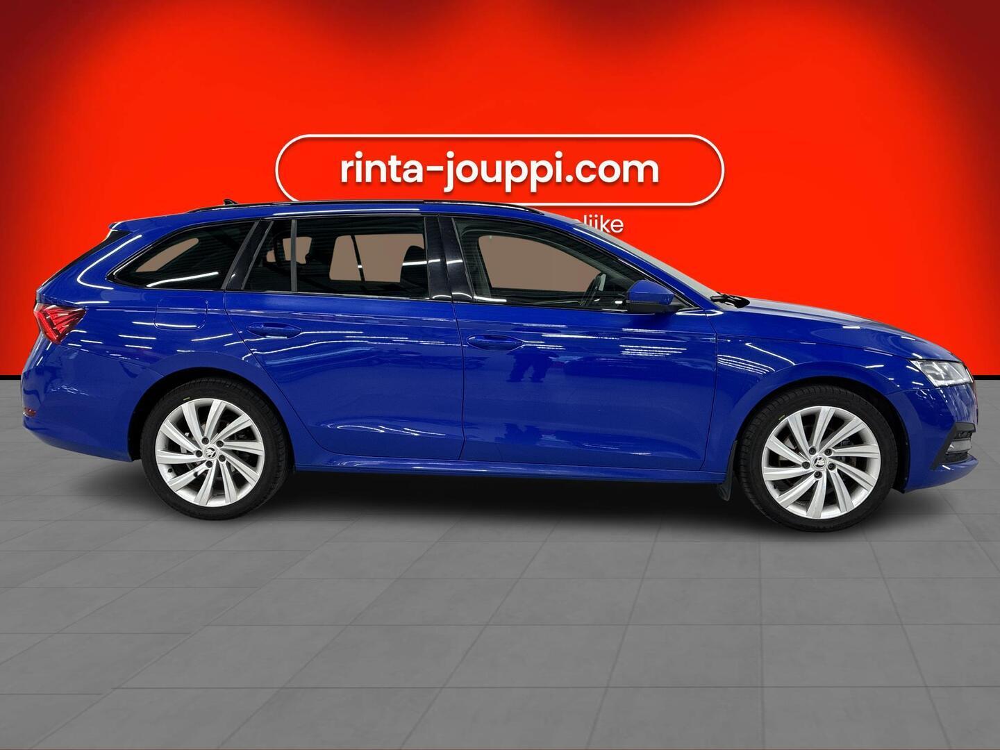 SKODA Octavia 2023