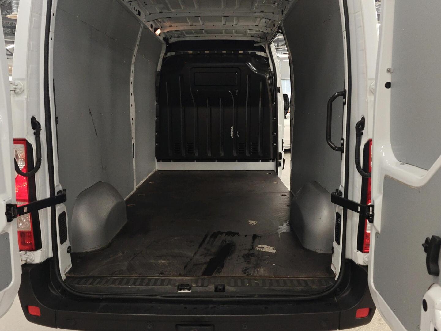 RENAULT Master 2023