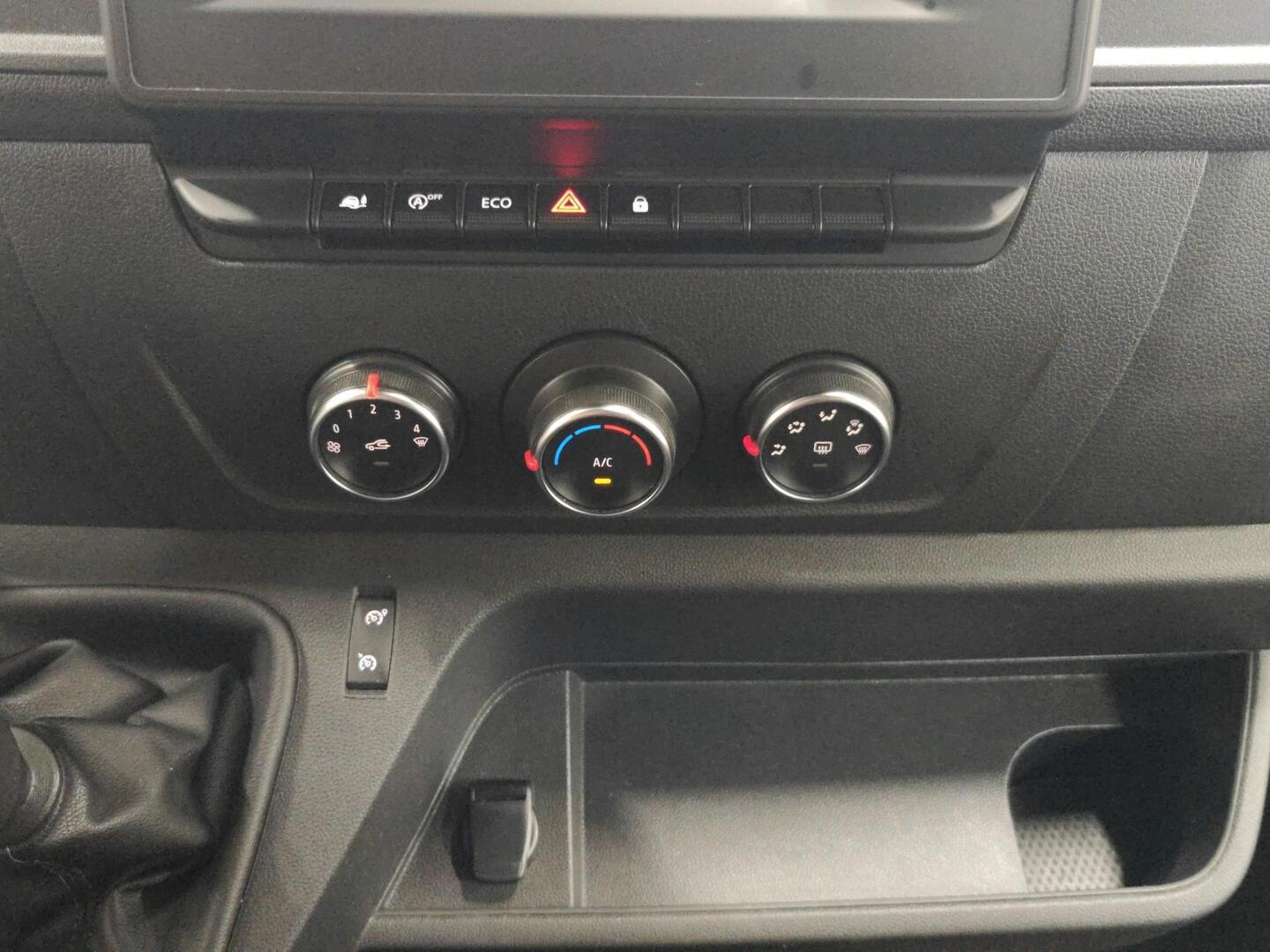 RENAULT Master 2023