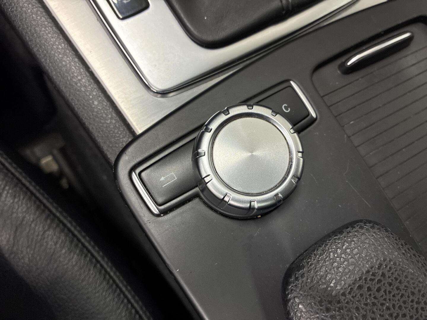 MERCEDES-BENZ C 2012