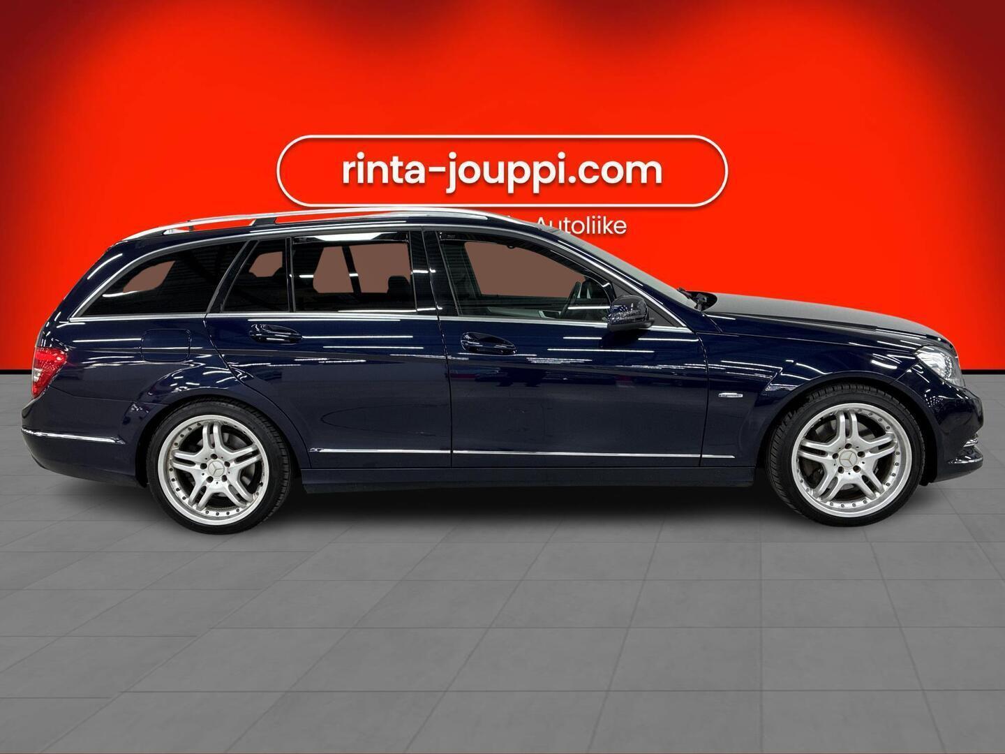 MERCEDES-BENZ C 2012