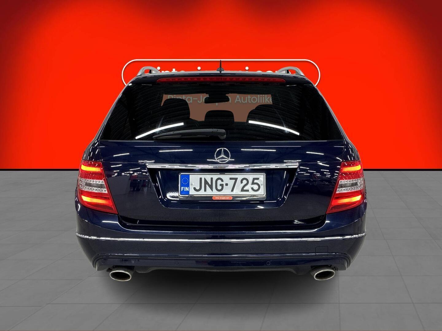 MERCEDES-BENZ C 2012