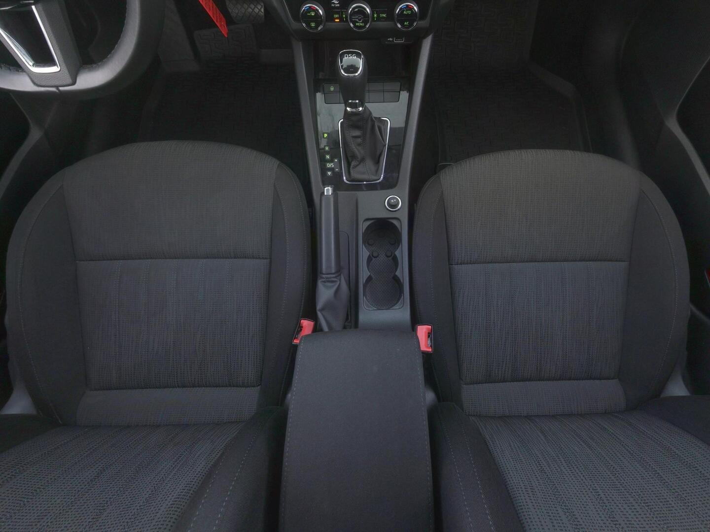 SKODA OCTAVIA 2019