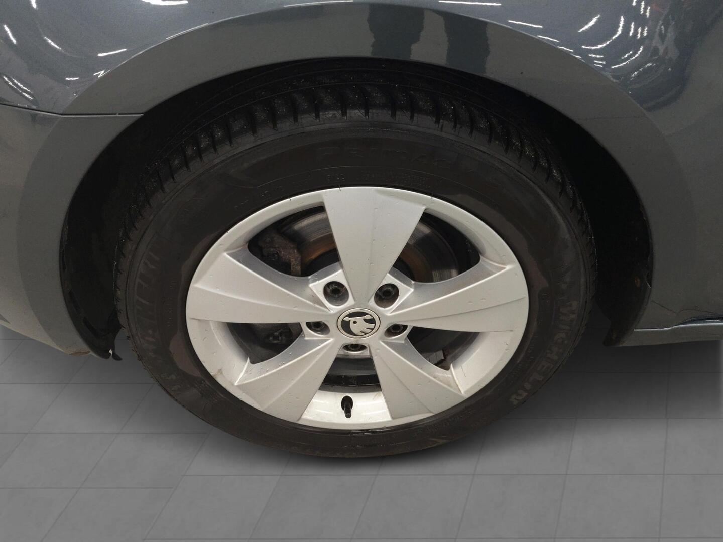 SKODA OCTAVIA 2019