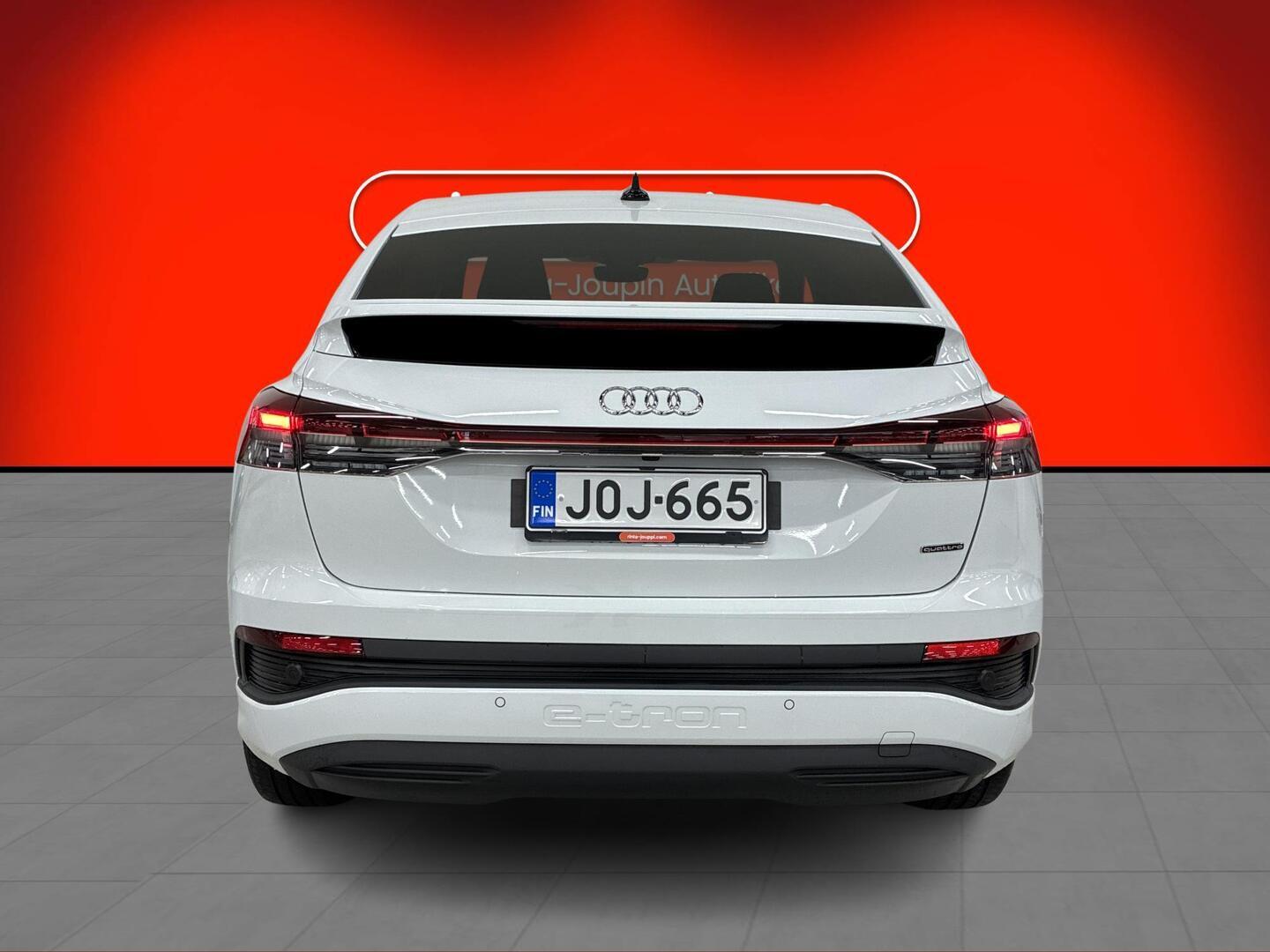 AUDI Q4 E-TRON 2023