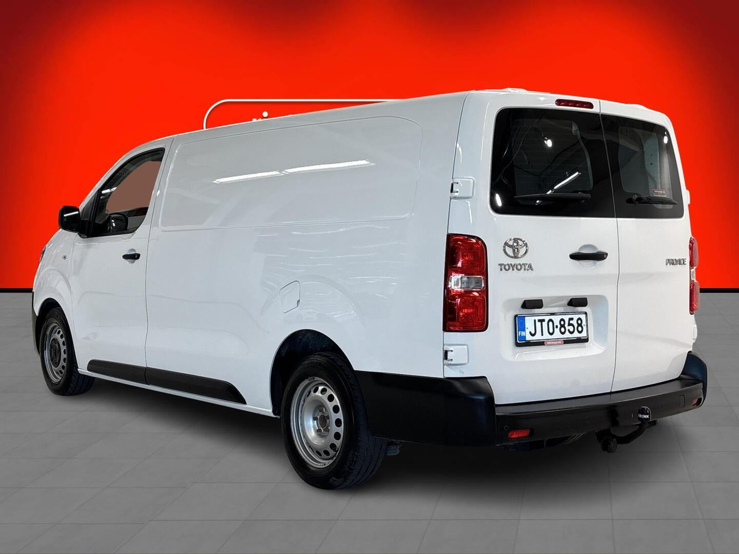 TOYOTA Proace 2022