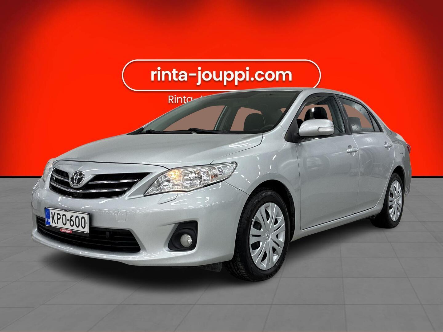TOYOTA Corolla 2011