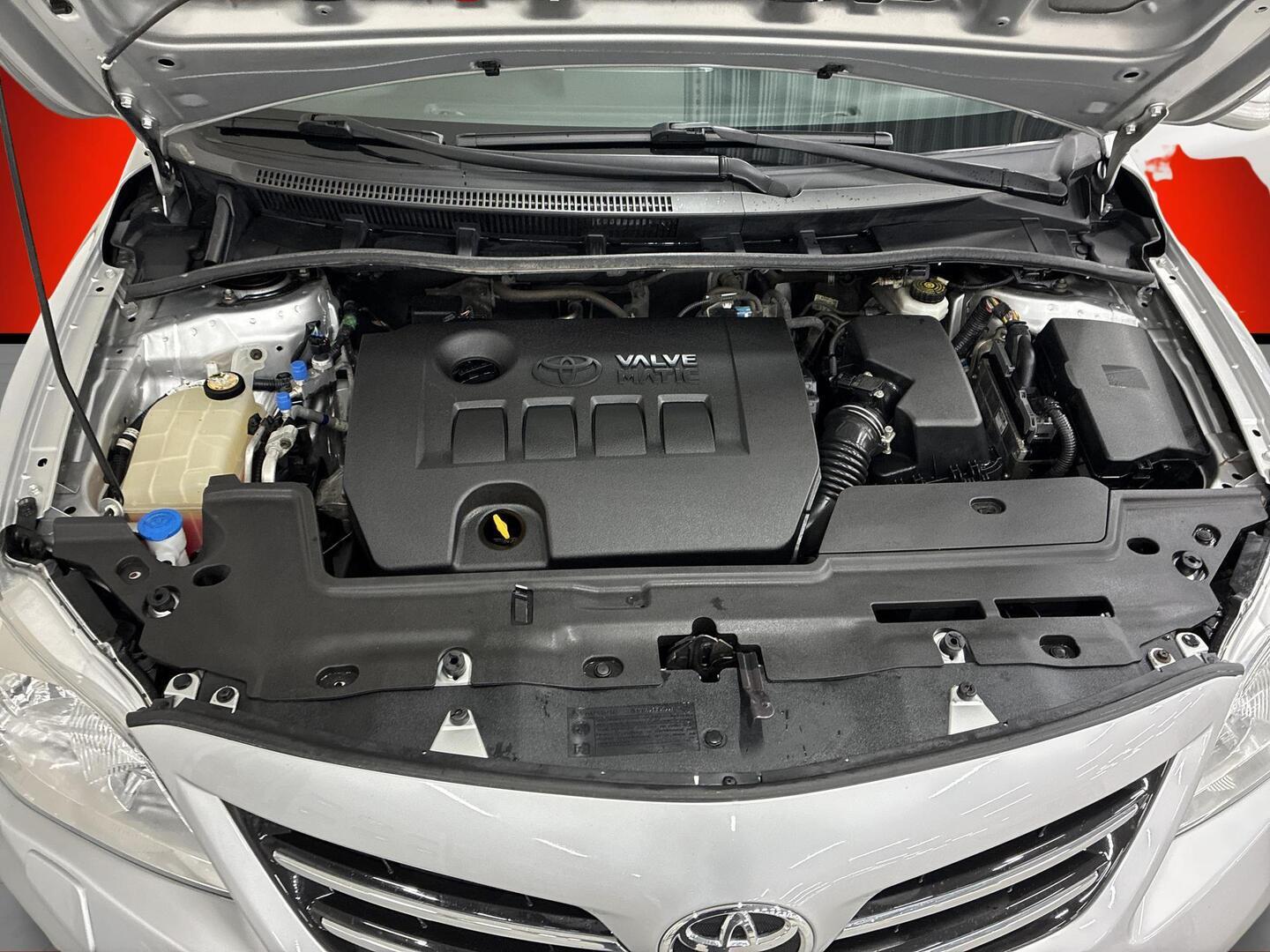 TOYOTA Corolla 2011