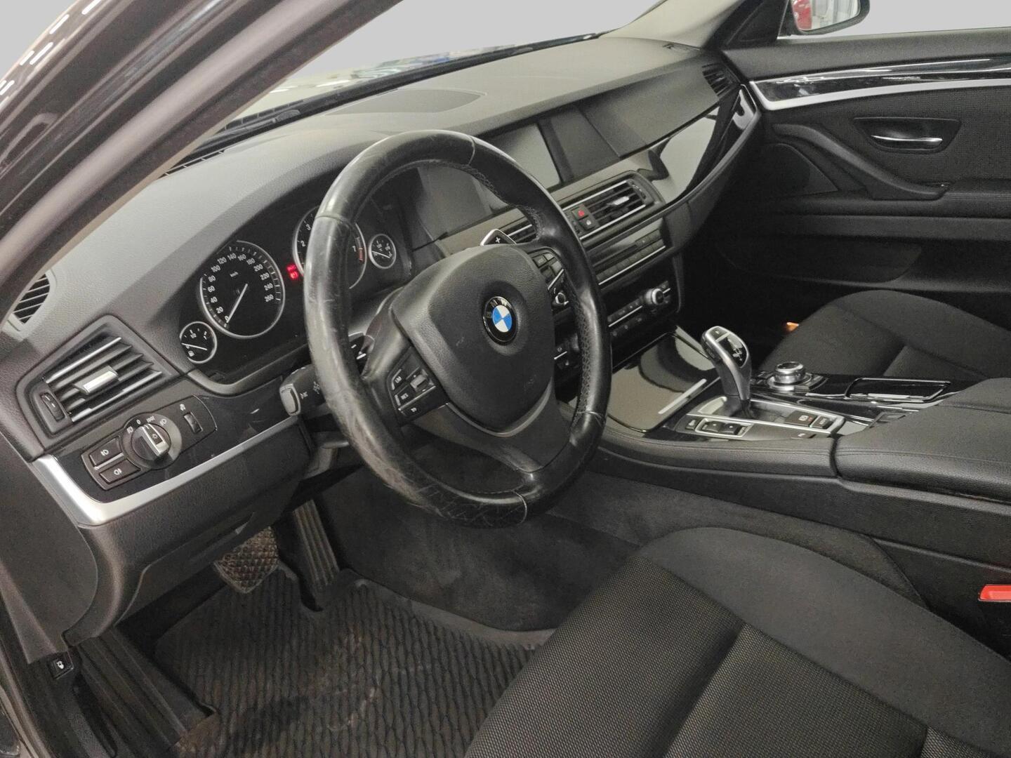 BMW 520 2012