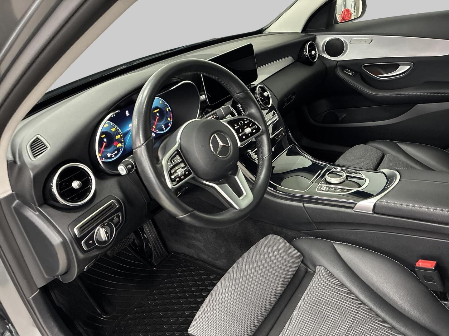 MERCEDES-BENZ C 2019