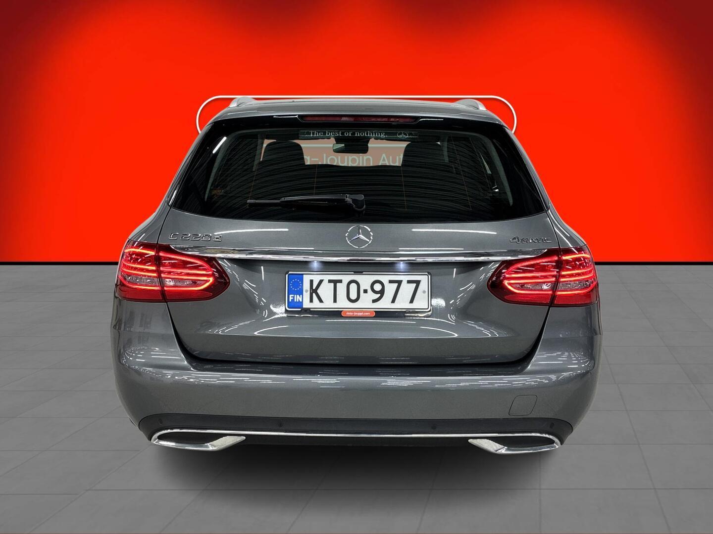 MERCEDES-BENZ C 2019