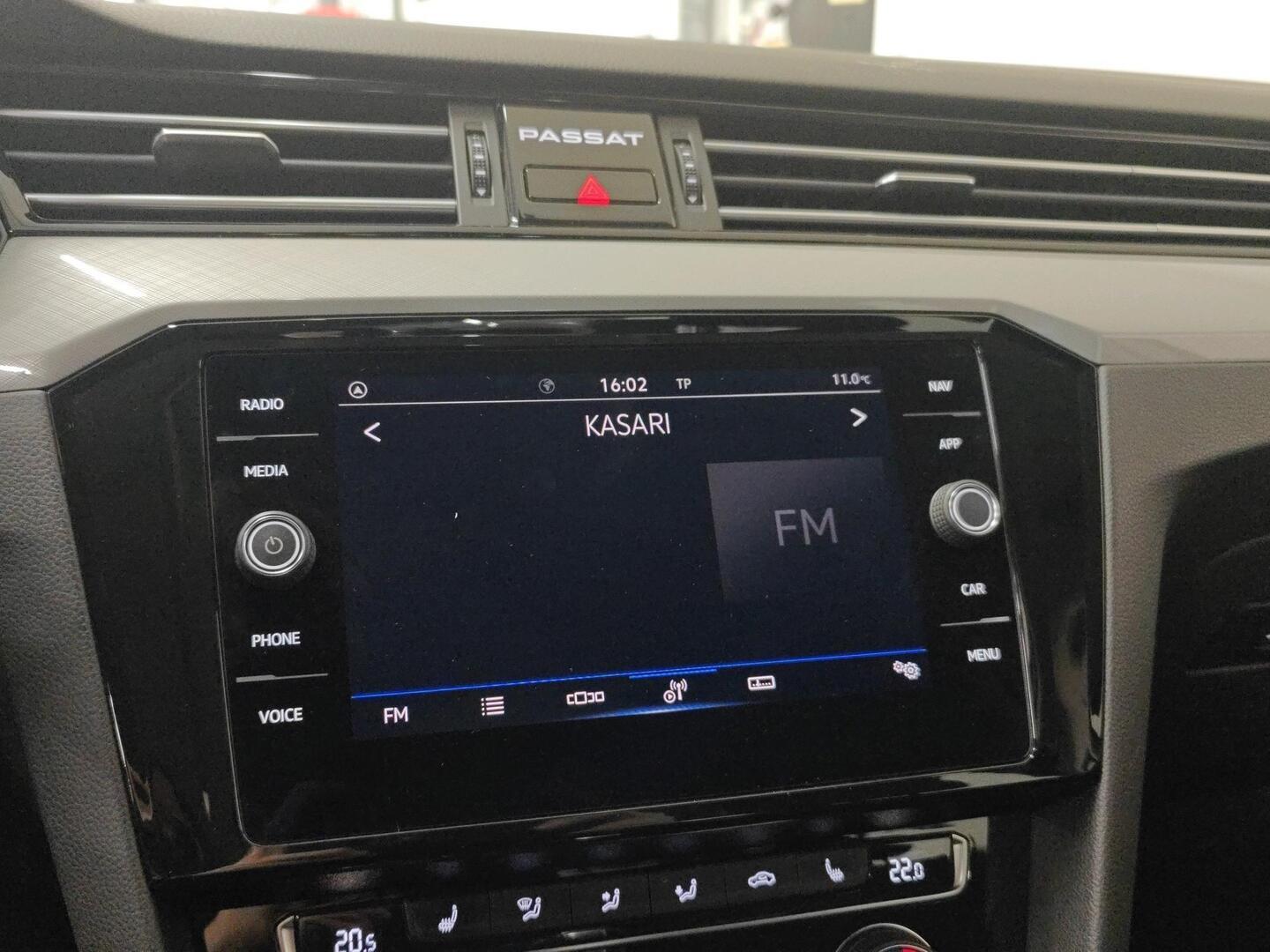 VOLKSWAGEN Passat 2019