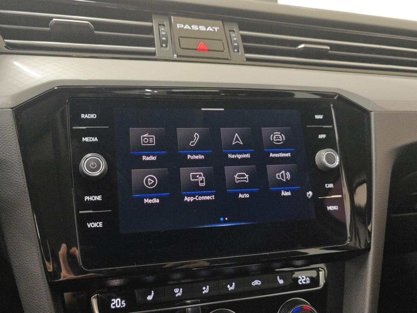 VOLKSWAGEN Passat 2019