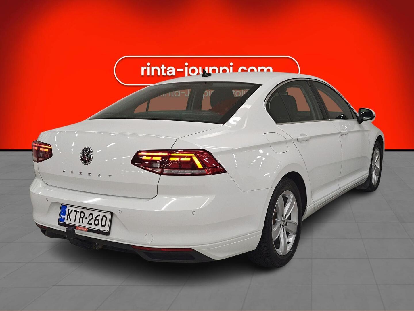 VOLKSWAGEN Passat 2019