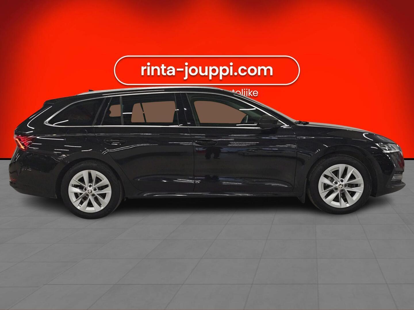 SKODA Octavia 2023