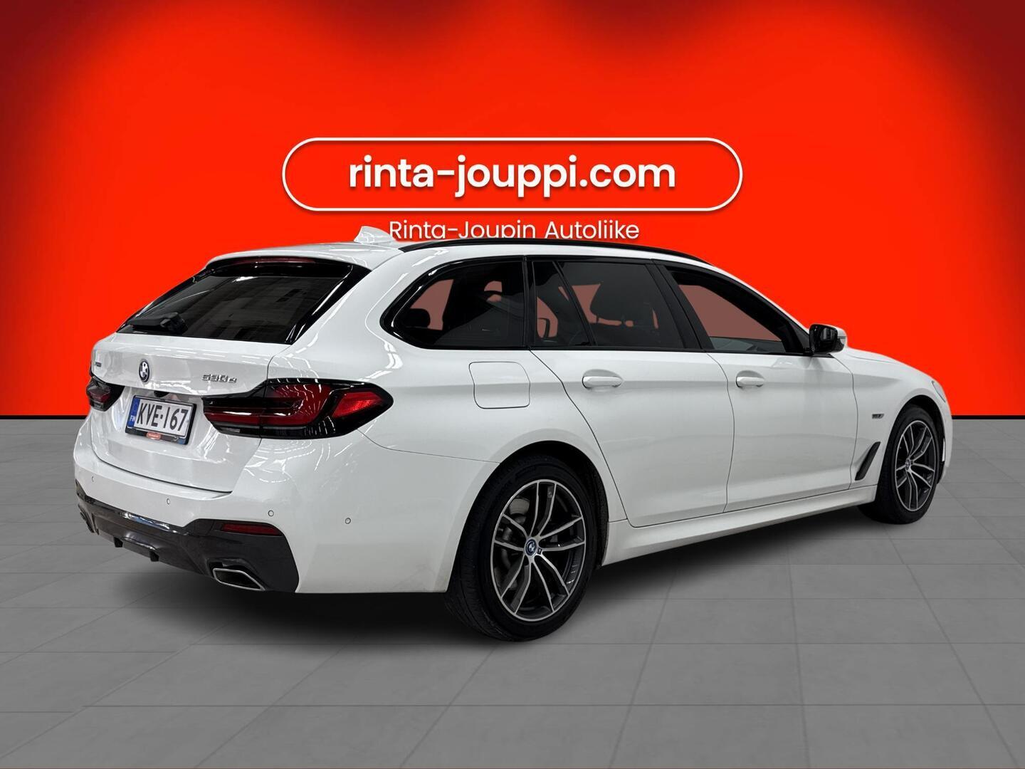 BMW 530 2023