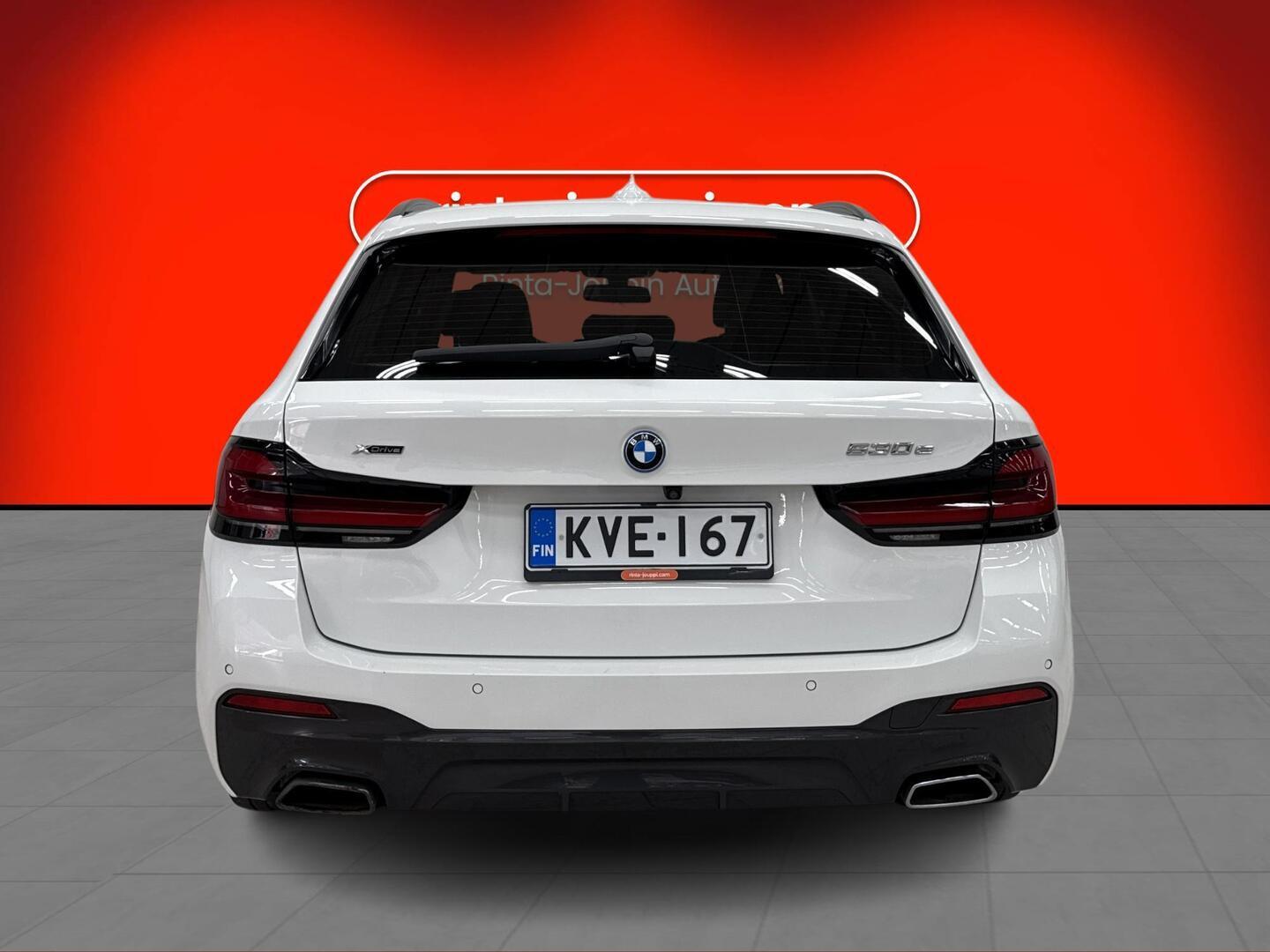 BMW 530 2023
