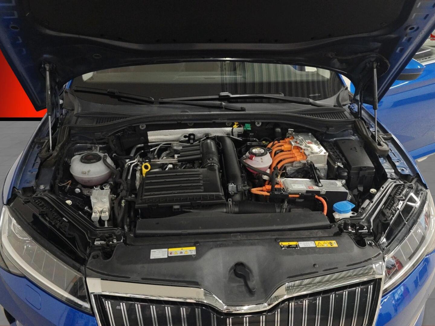 SKODA Superb 2023