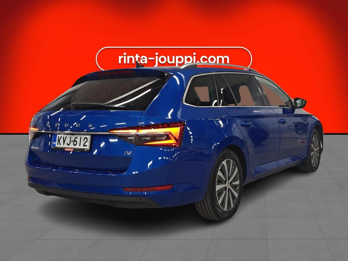 SKODA Superb 2023