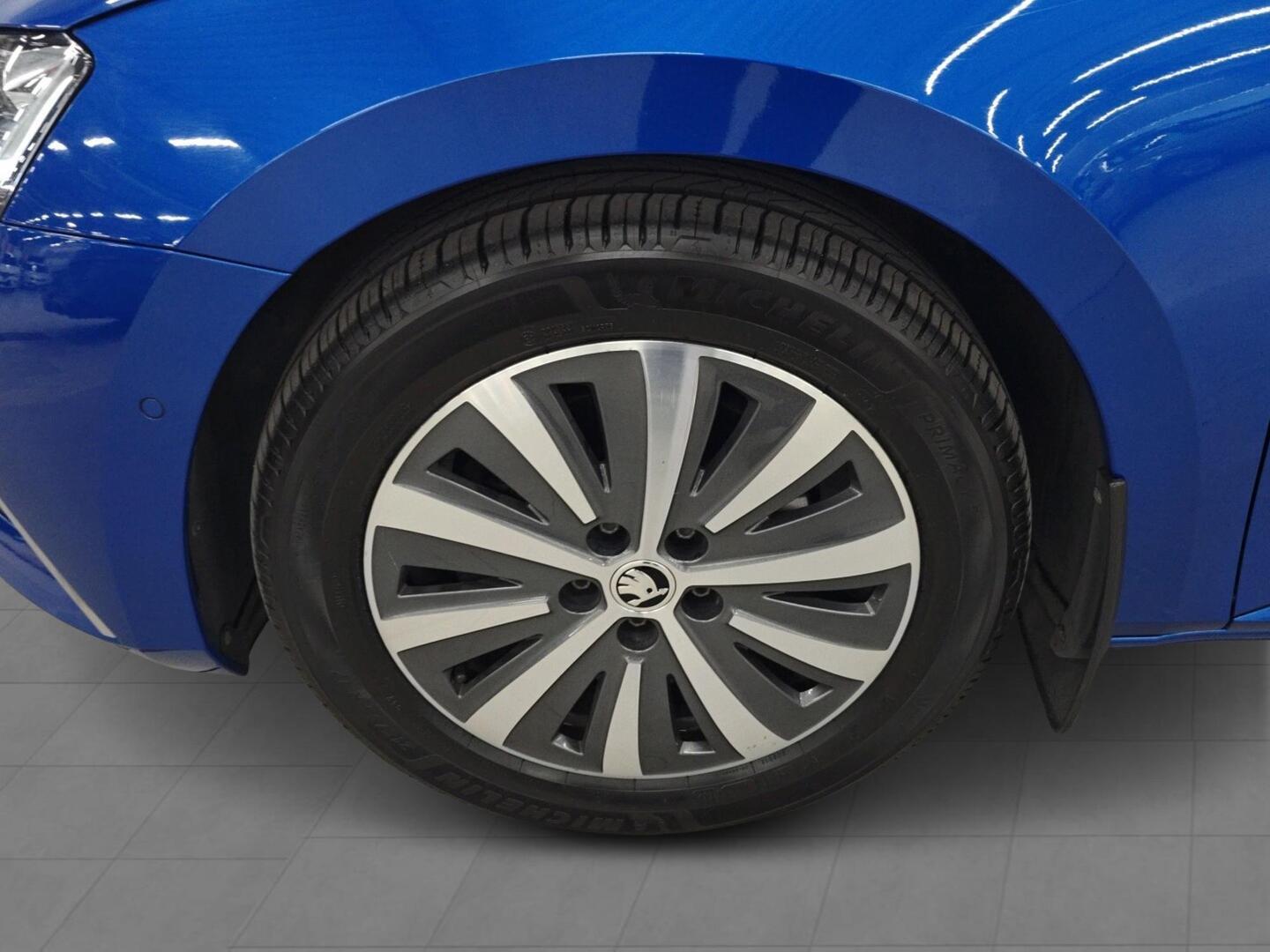 SKODA Superb 2023