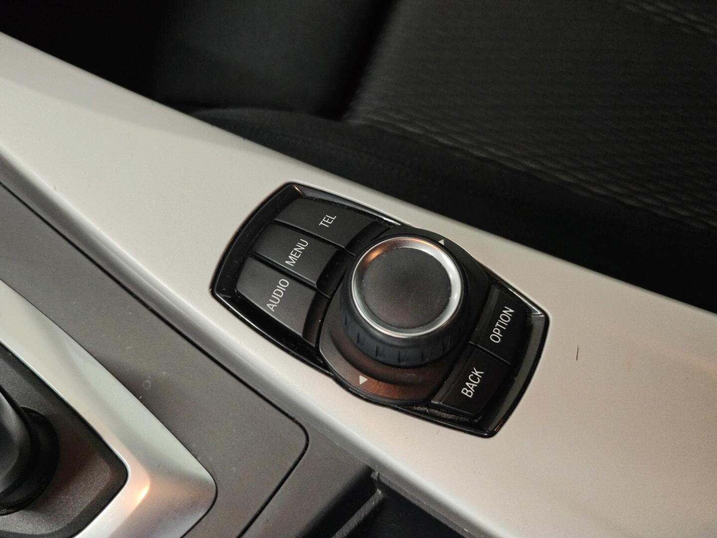 BMW 320 Gran Turismo 2013