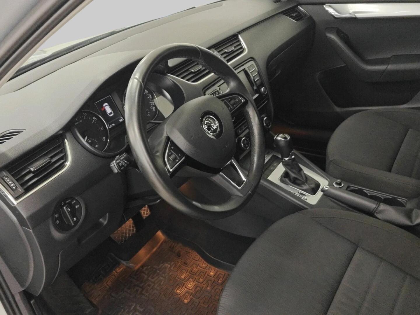 SKODA Octavia 2016