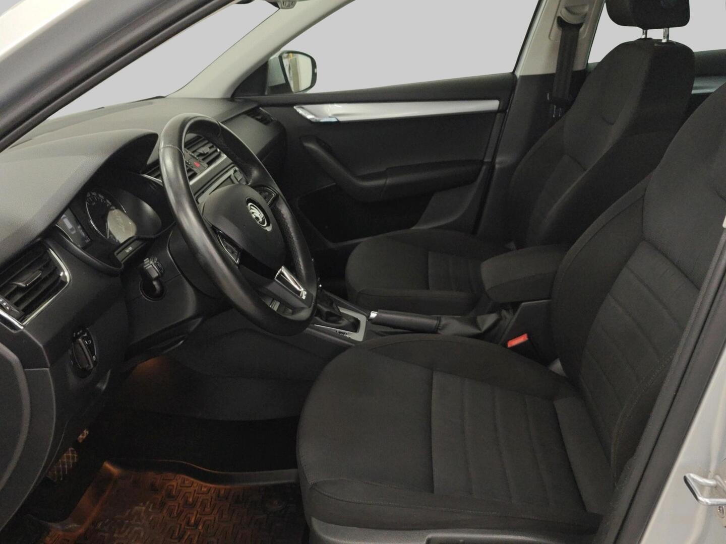 SKODA Octavia 2016