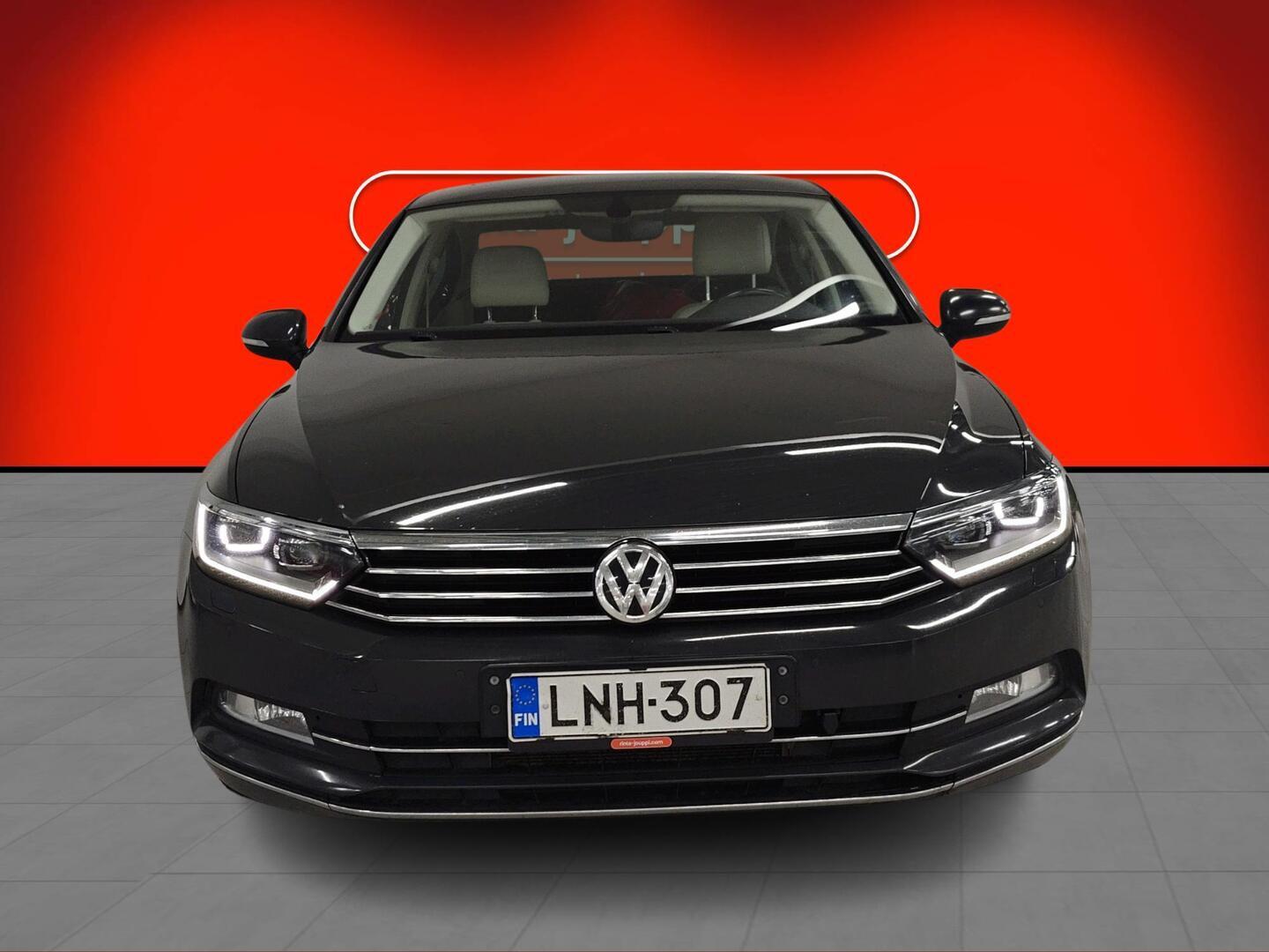 VOLKSWAGEN Passat 2016