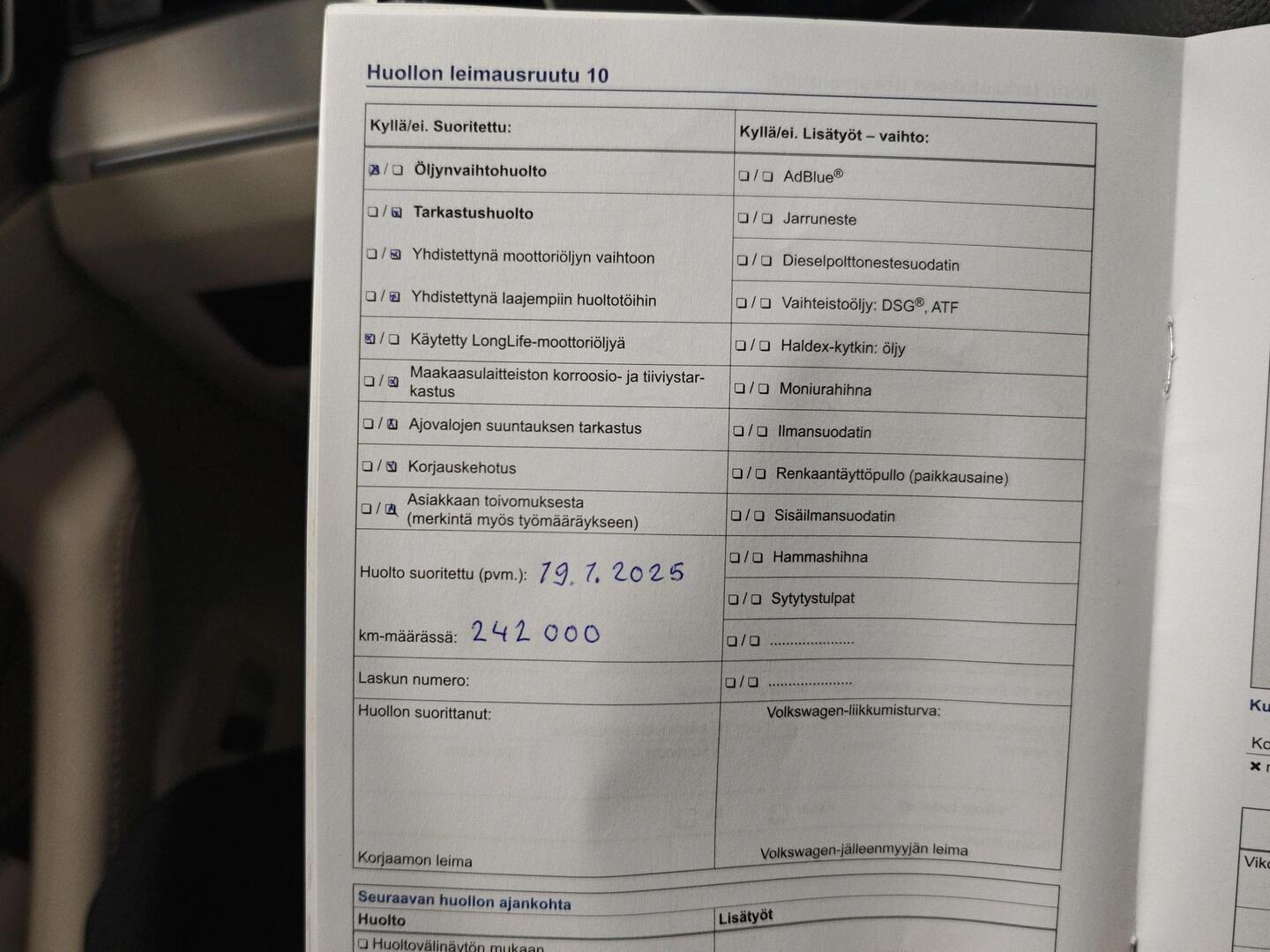 VOLKSWAGEN Passat 2016