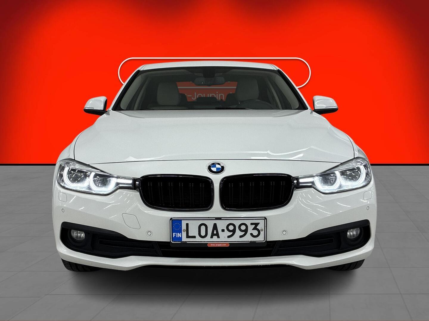 BMW 318 2017