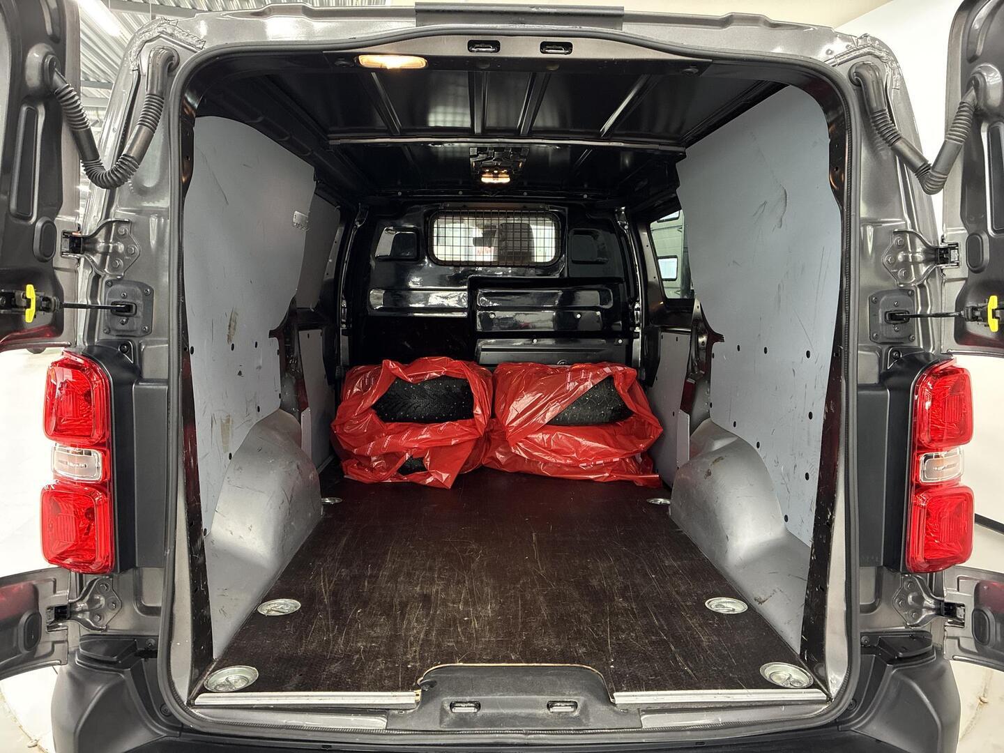 TOYOTA Proace 2021