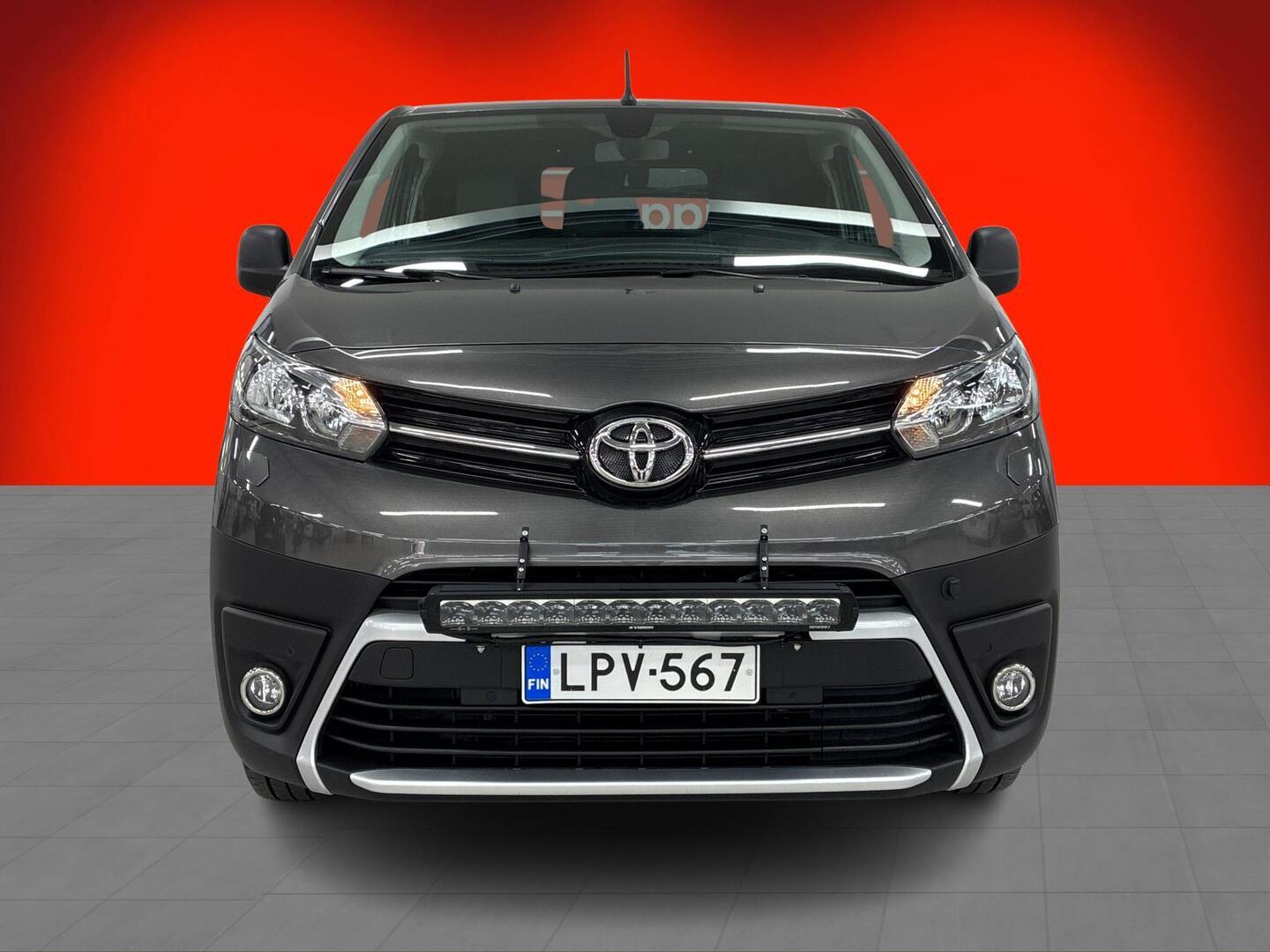 TOYOTA Proace 2021