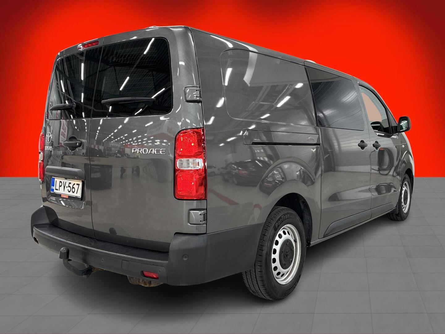 TOYOTA Proace 2021