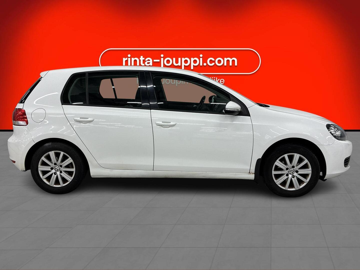 VOLKSWAGEN Golf 2010