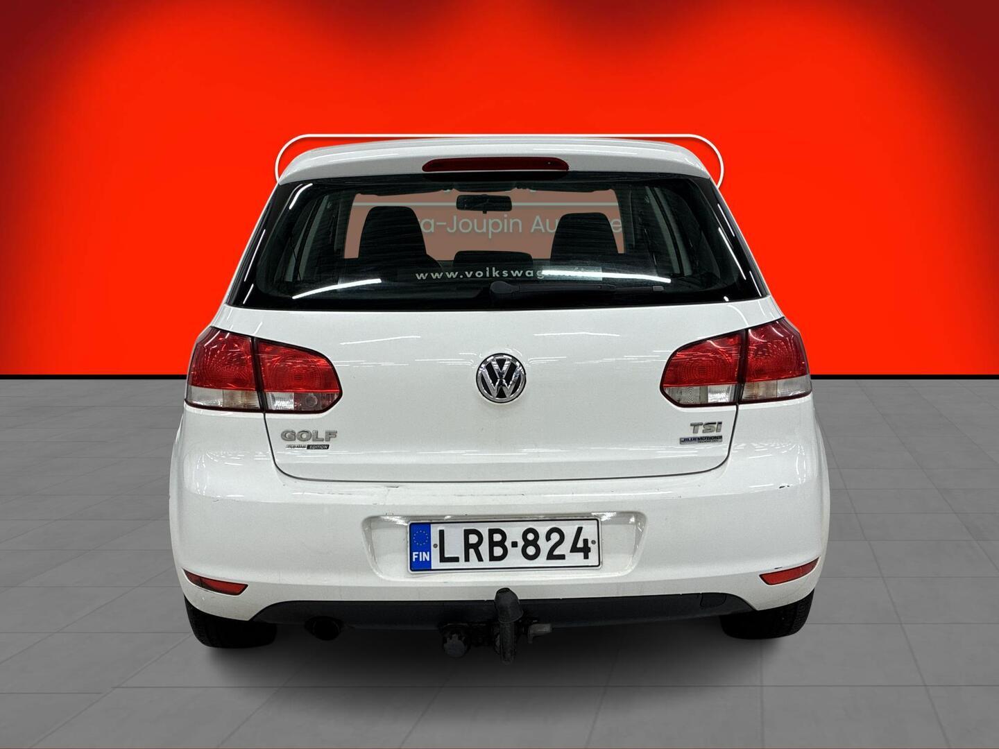 VOLKSWAGEN Golf 2010