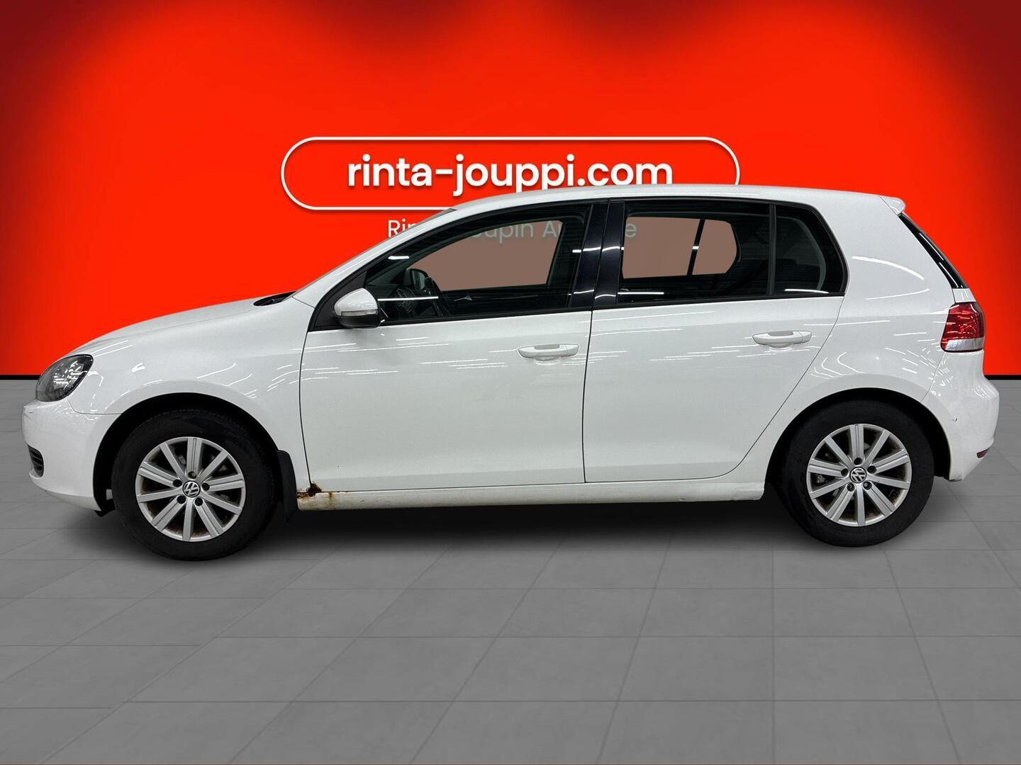 VOLKSWAGEN Golf 2010