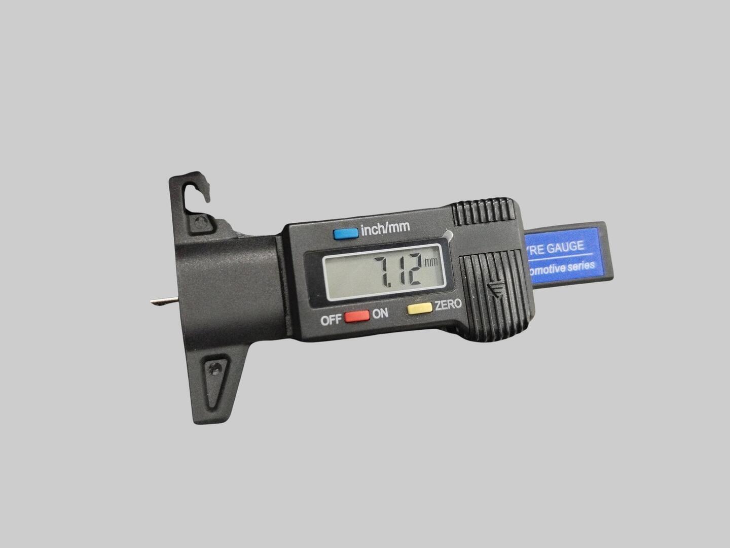 VOLKSWAGEN Passat 2013