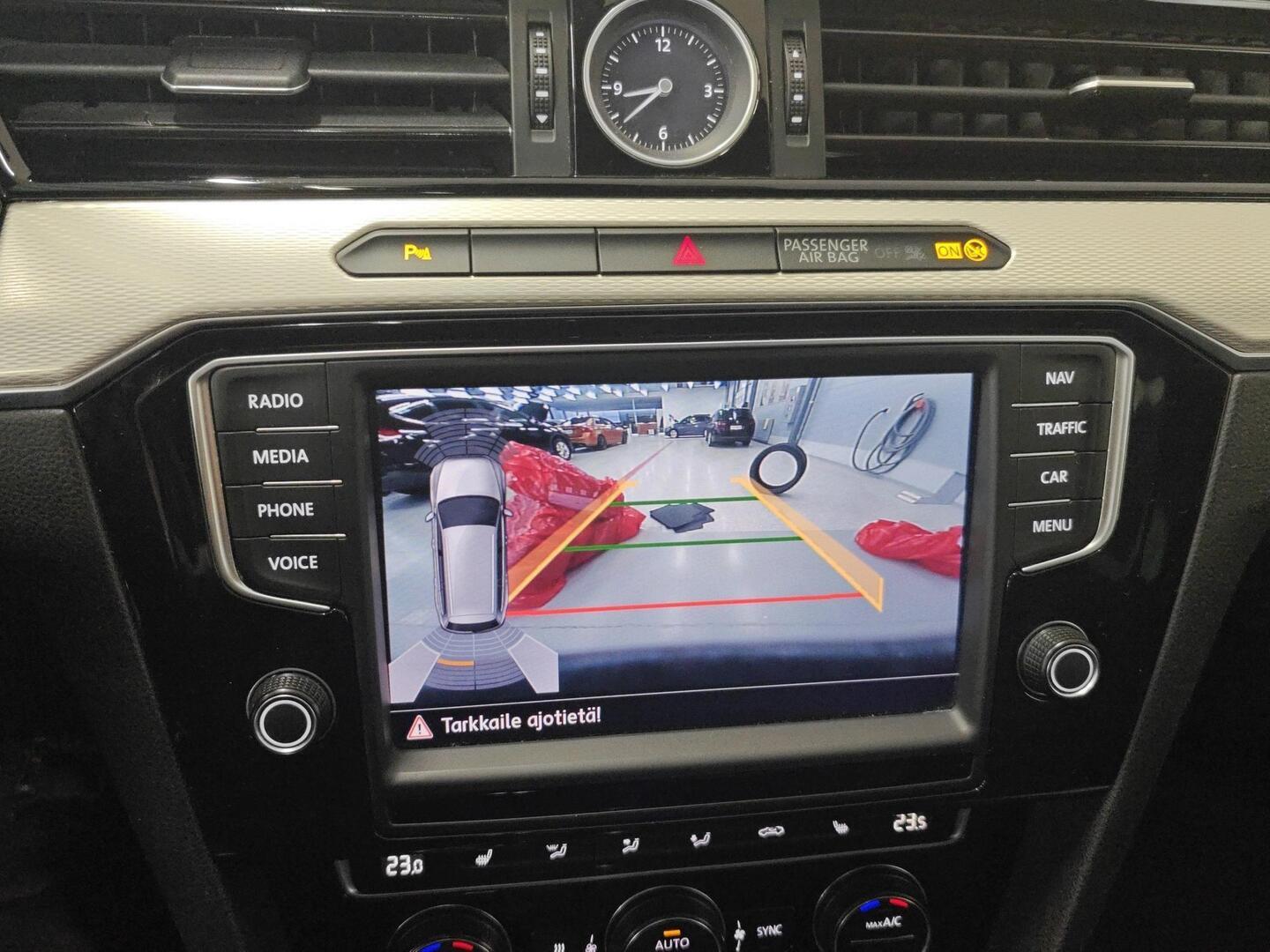 VOLKSWAGEN Passat 2017