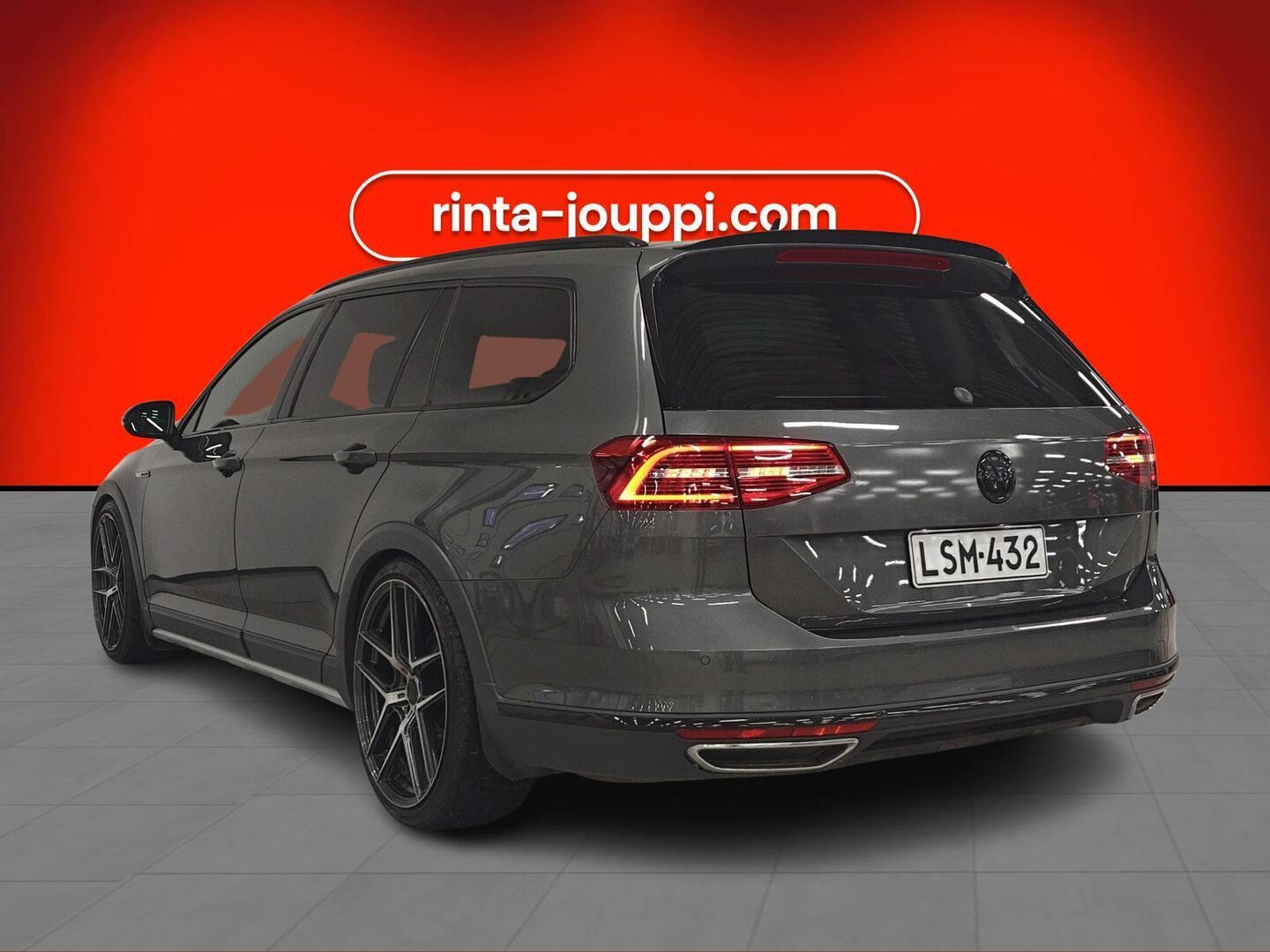 VOLKSWAGEN Passat 2017