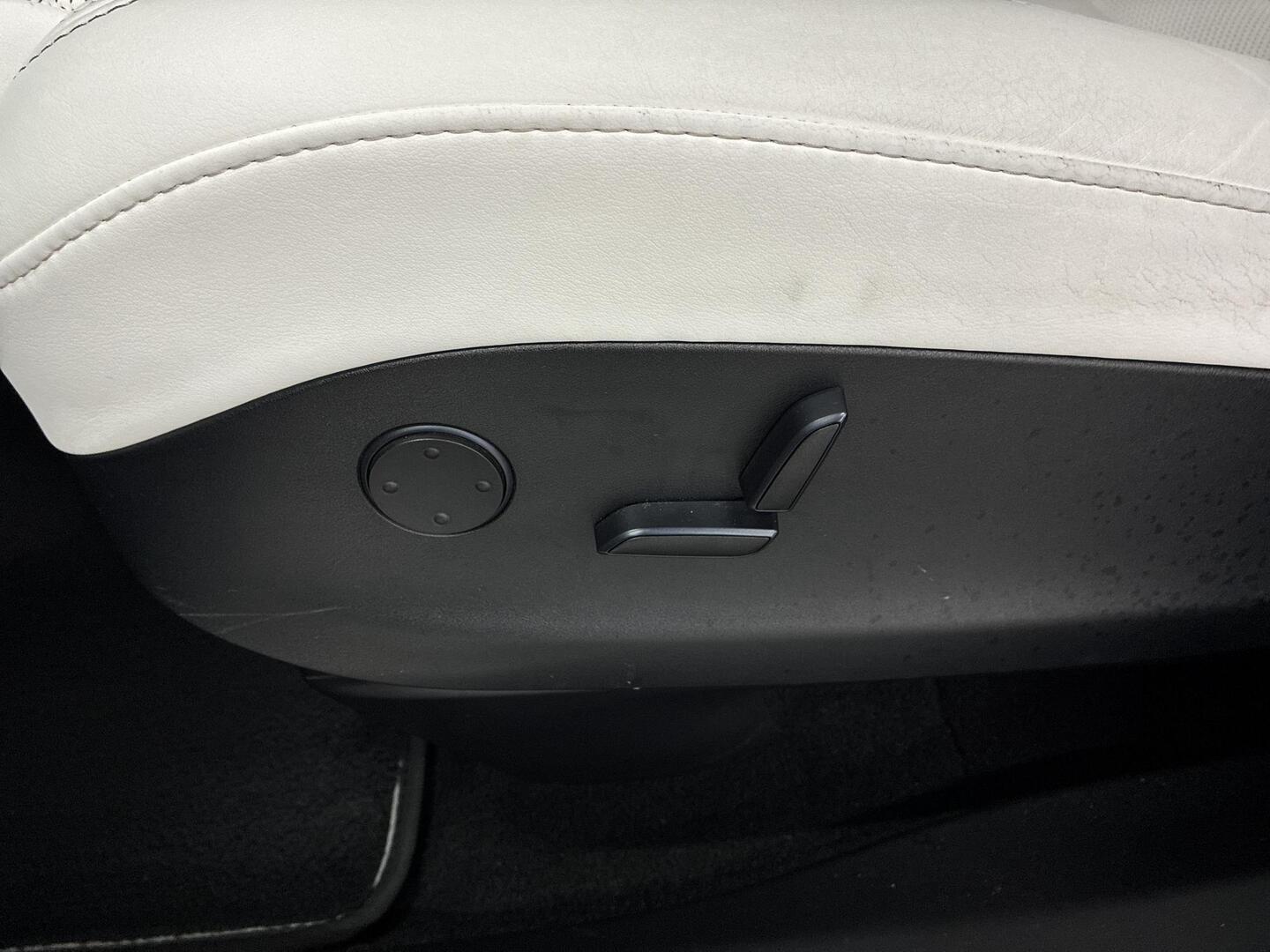 TESLA Model X 2019