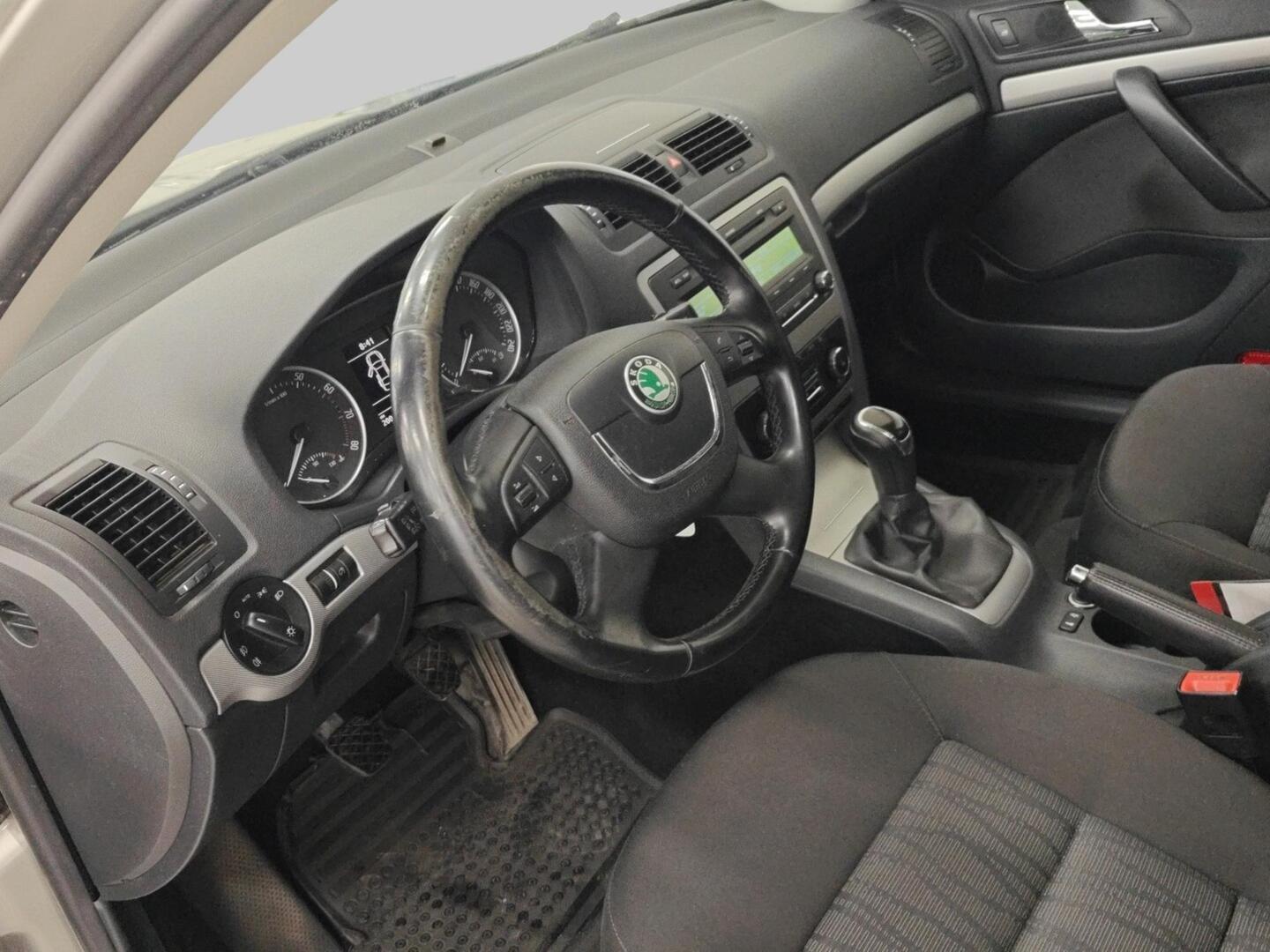 SKODA Octavia 2013