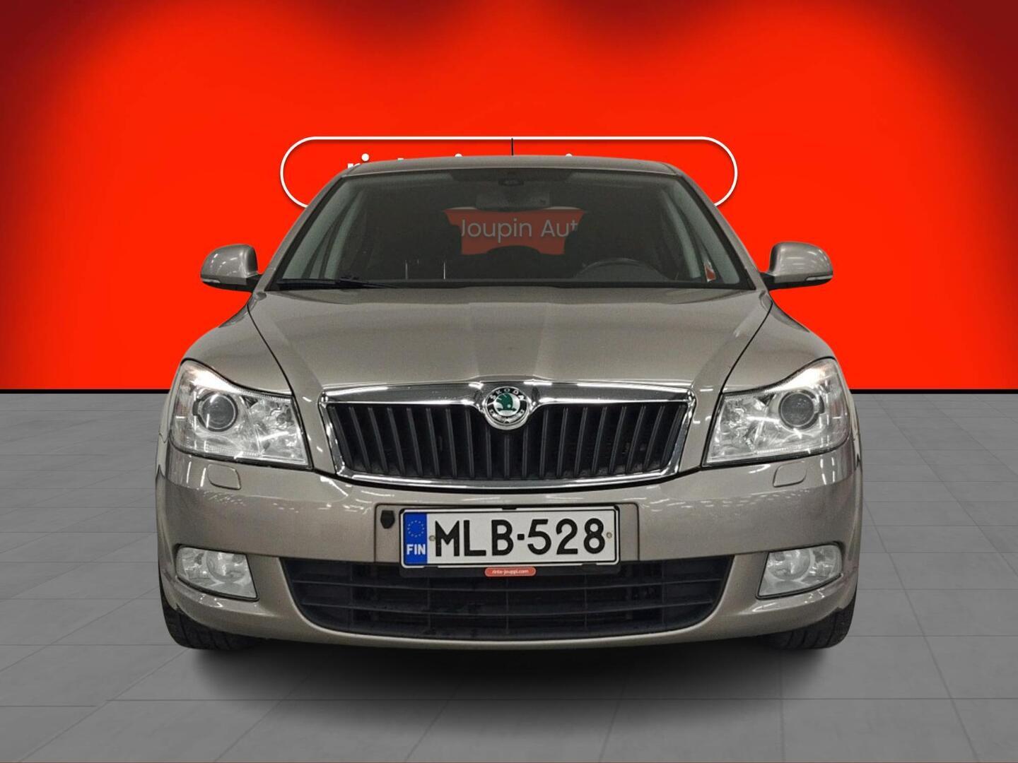 SKODA Octavia 2013