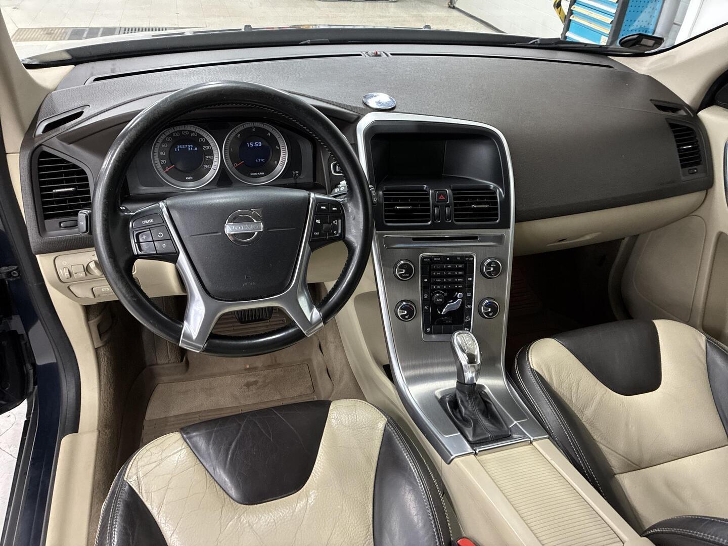 VOLVO XC60 2013