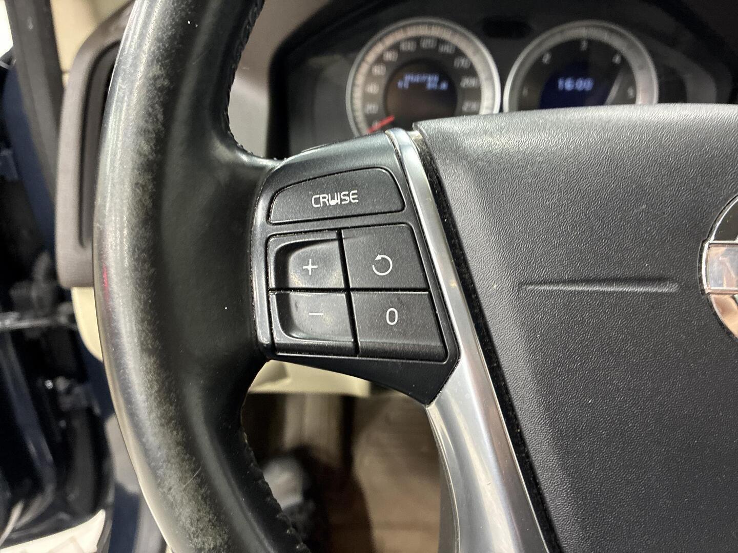 VOLVO XC60 2013