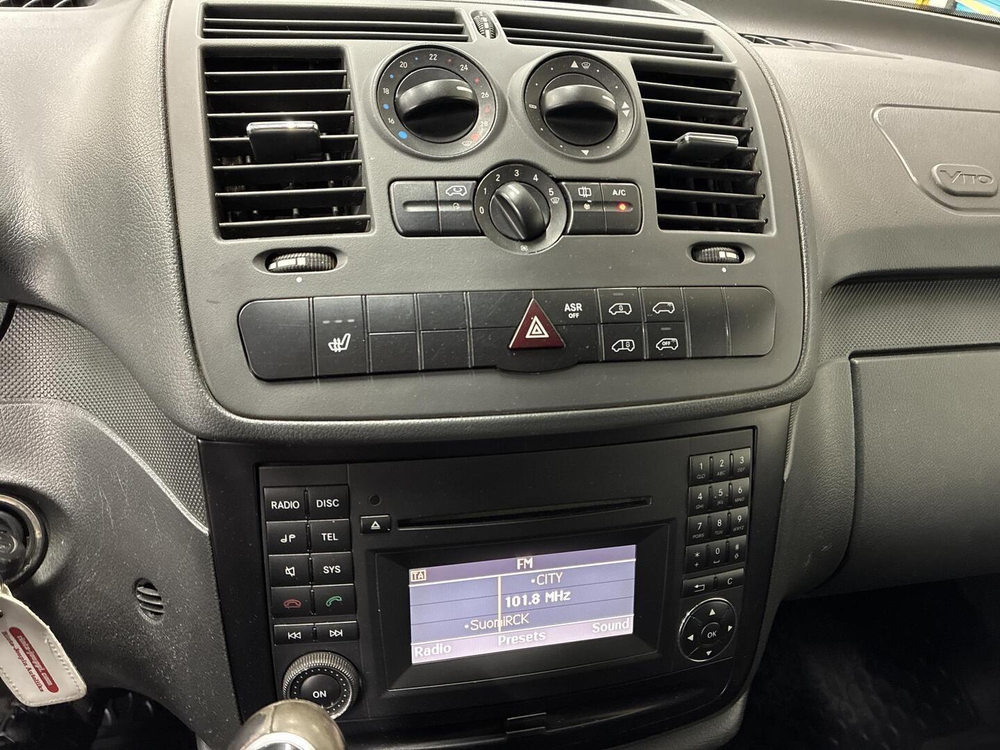 MERCEDES-BENZ Vito 2012