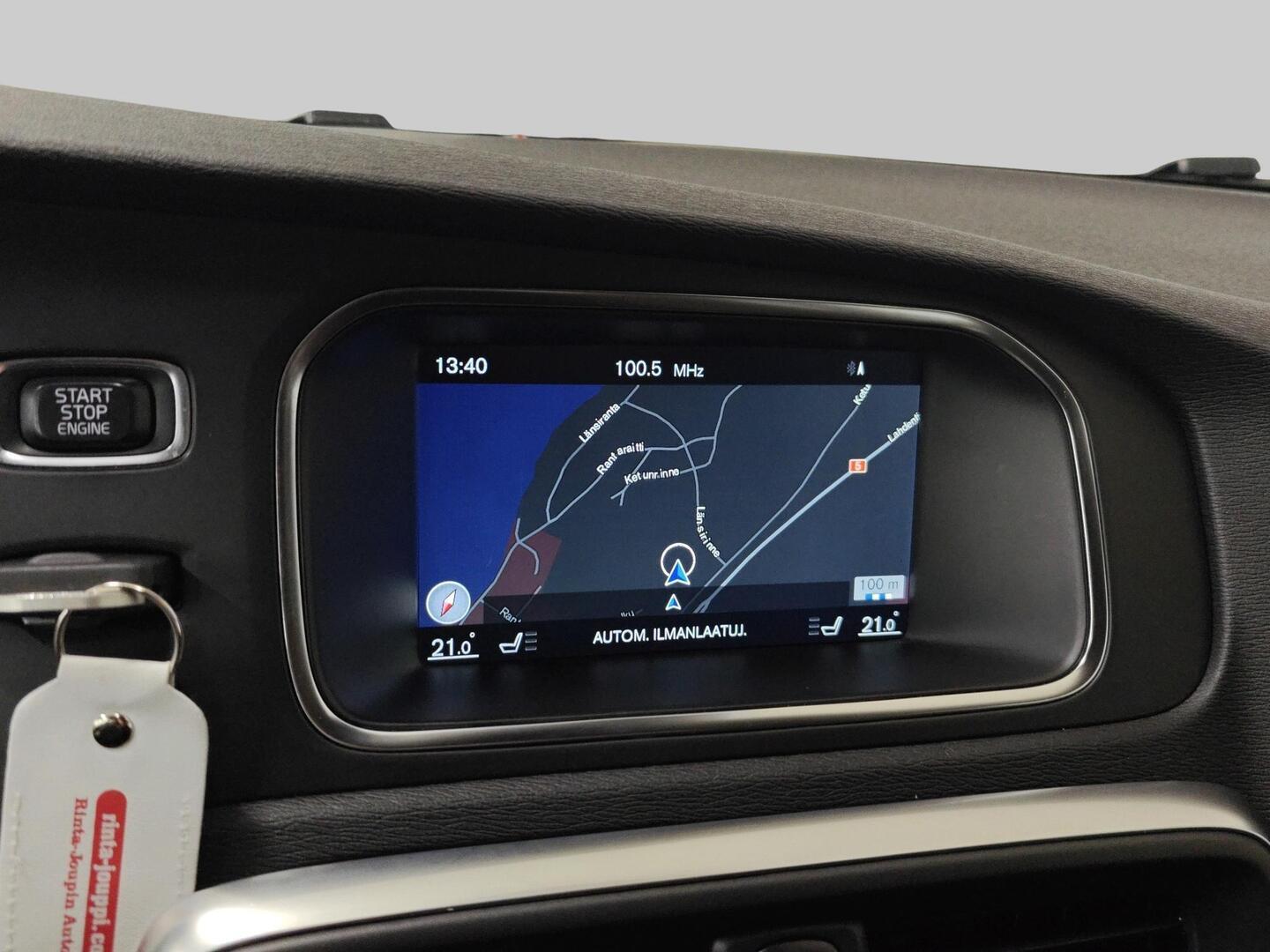 VOLVO V40 Cross Country 2016