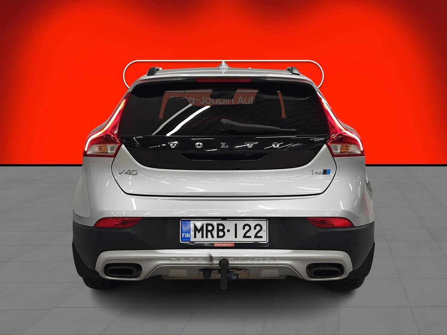 VOLVO V40 Cross Country 2016